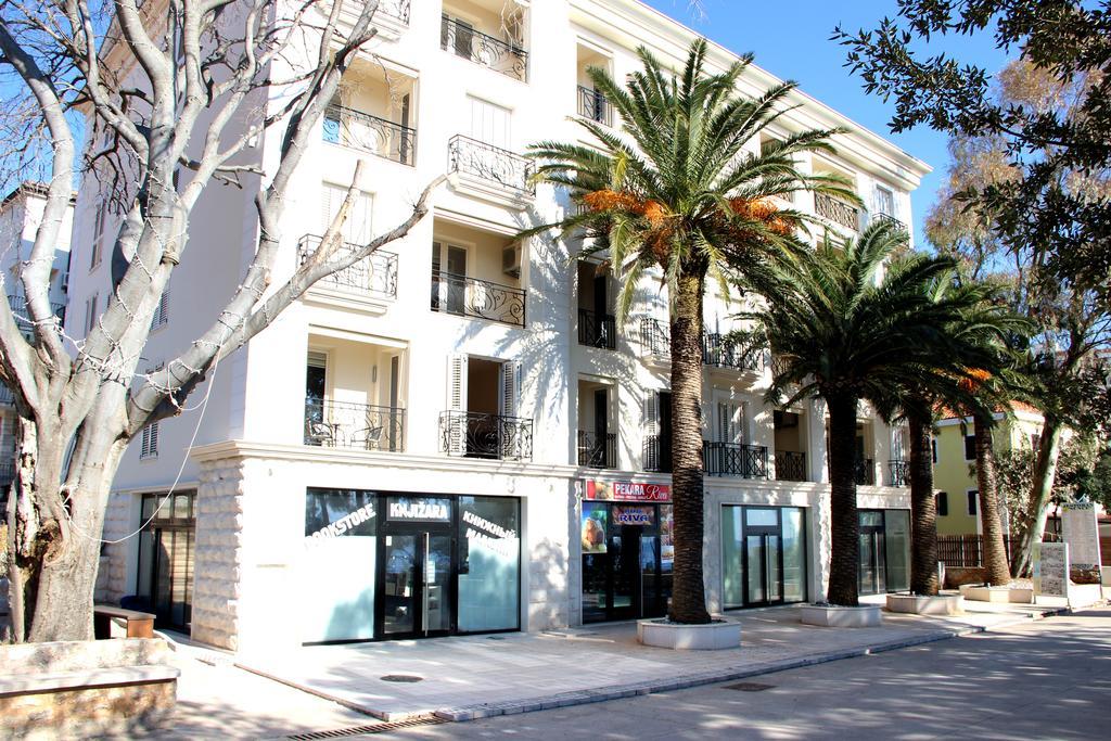 Vasiliki Seaside Apartments Petrovac 외부 사진