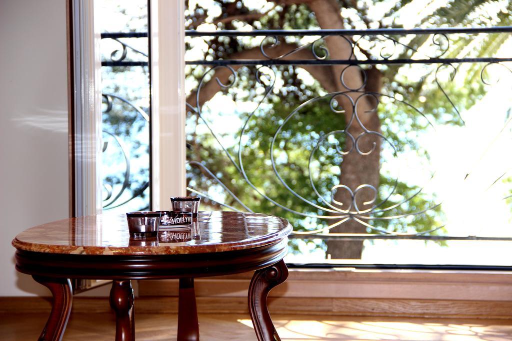 Vasiliki Seaside Apartments Petrovac 외부 사진